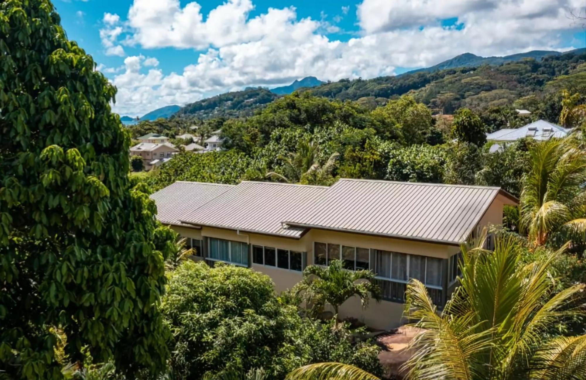 Milles Montagnes Residence Anse Royale Exterior photo